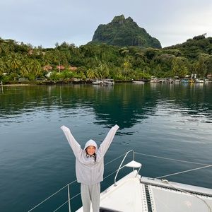 Meet your Posher, Andrea